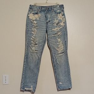 American Eagle High Rise Tom Girl Distress jeans